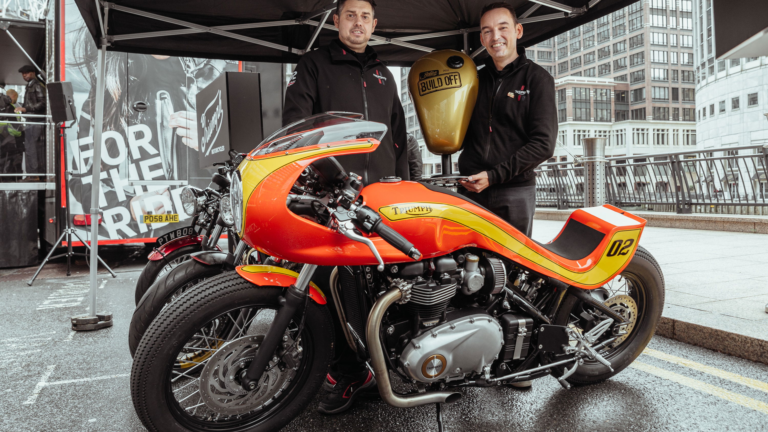 Triumph Bobber Build-off